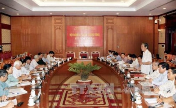 Đổi mới toàn diện công tác nghiên cứu lý luận