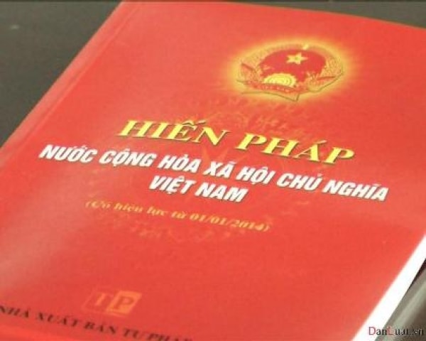 Thực hiện nguyên tắc tranh tụng trong xét xử bảo đảm tinh thần Hiến pháp năm 2013