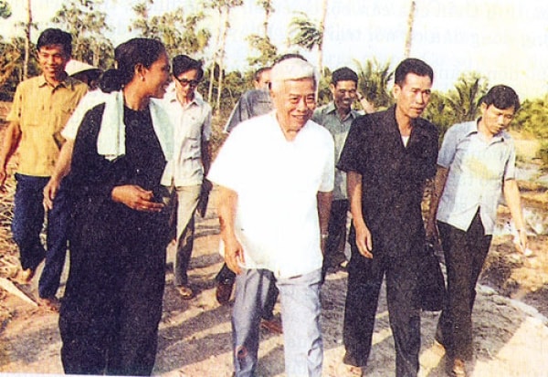 Suy nghĩ về quan điểm “bảo vệ chủ nghĩa xã hội với tính cách Tổ quốc” của đồng chí Phạm Hùng