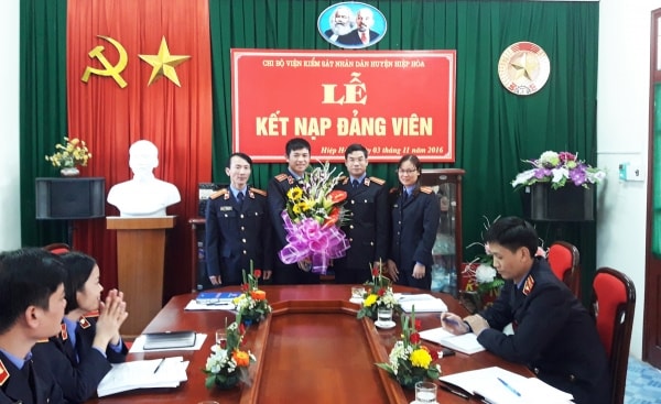Đẩy mạnh công tác phát triển đảng viên là đoàn viên thanh niên (qua thực tế tỉnh Bắc Giang)