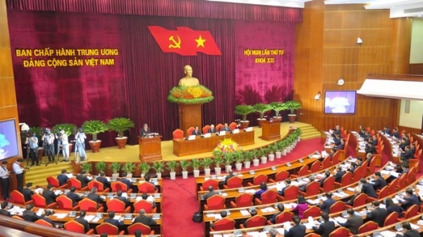 Quán triệt Nghị quyết Trung ương 4 khóa XII trong nghiên cứu, giảng dạy lý luận chính trị