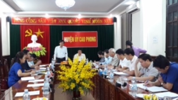Đoàn cán bộ Tạp chí Lý luận chính trị nghiên cứu thực tế tại tỉnh Hòa Bình