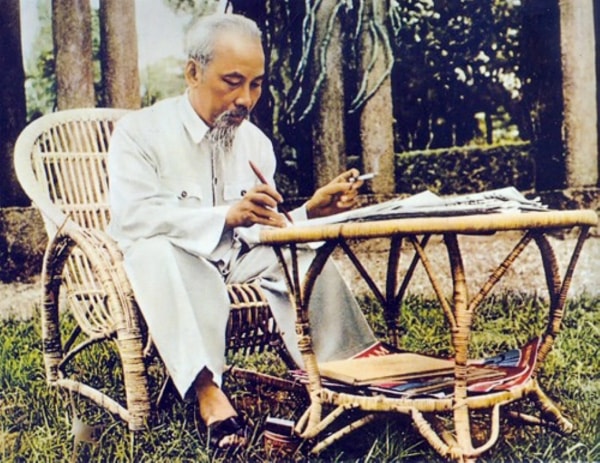 Sức sống trường tồn của tư tưởng, đạo đức, phong cách Hồ Chí Minh