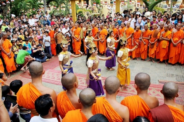 Thực hiện chính sách dân tộc đối với đồng bào dân tộc ở tỉnh Trà Vinh - Thực trạng và giải pháp