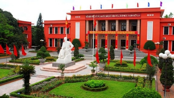  Ứng dụng dữ liệu lớn trong công tác đào tạo và hướng phát triển tại Học viện Chính trị quốc gia Hồ Chí Minh