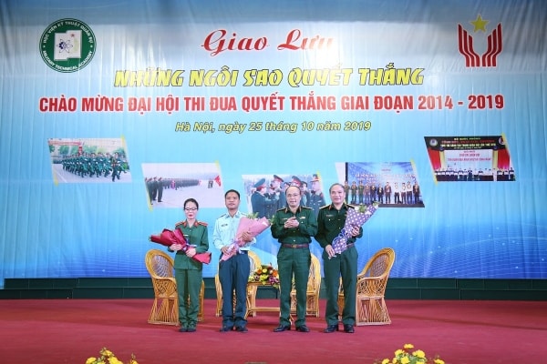 Công tác giáo dục đạo đức cách mạng cho đoàn viên thanh niên trong Quân đội hiện nay