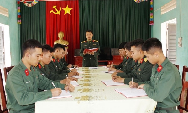 Nâng cao chất lượng sinh hoạt chuyên đề  ở các chi bộ trong Đảng bộ Quân đội giai đoạn hiện nay