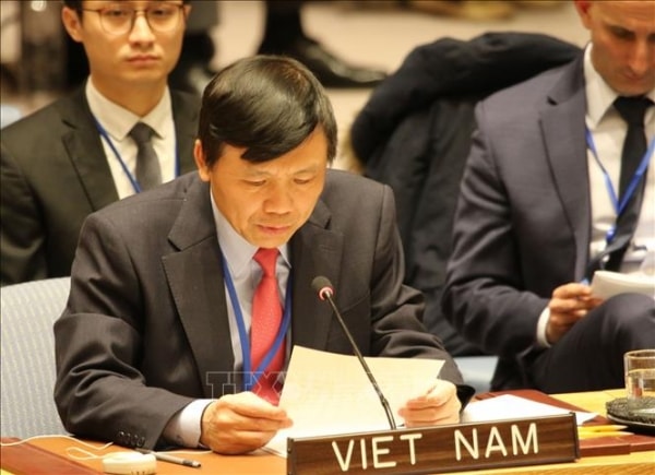 Đối thoại, đấu tranh trên lĩnh vực quyền con người