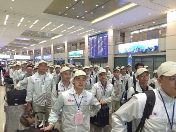 Chuyển dịch cơ cấu lao động dưới tác động của quá trình di cư lao động