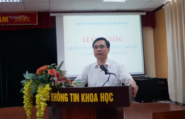 Học viện tổ chức Lớp Bồi dưỡng phương pháp nghiên cứu khoa học và vận dụng vào biên tập tạp chí