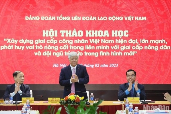 Xây dựng liên minh công - nông - trí thức trong thời kỳ đổi mới