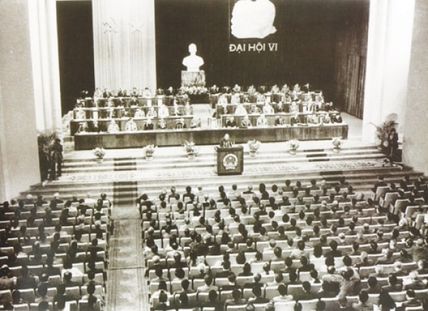 The ruling Communist  Party’s capability and political responsibilities in self-criticism, criticism and correcting imperfection