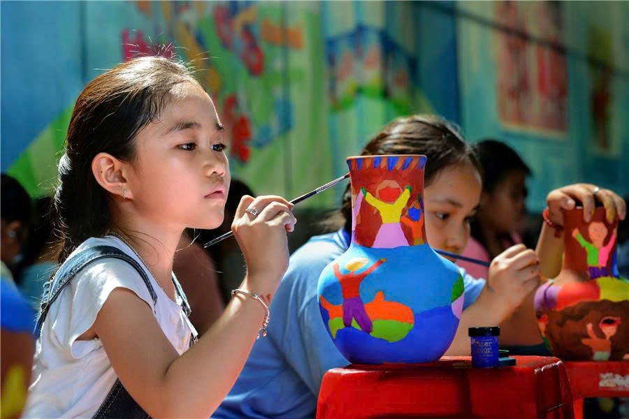 Pháp luật và chính sách về thúc đẩy, bảo vệ quyền của các nhóm xã hội dễ bị tổn thương ở Việt Nam