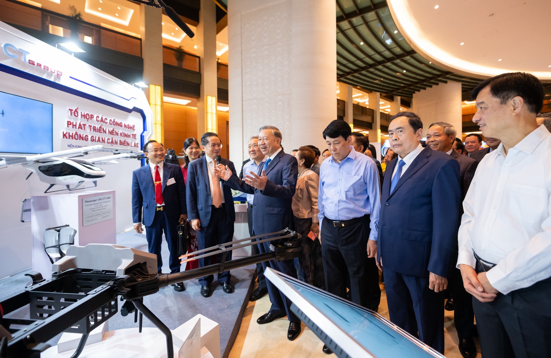 Đấu tranh phản bác các luận điệu xuyên tạc, phủ nhận quan điểm của Đảng về phát triển kinh tế tư nhân