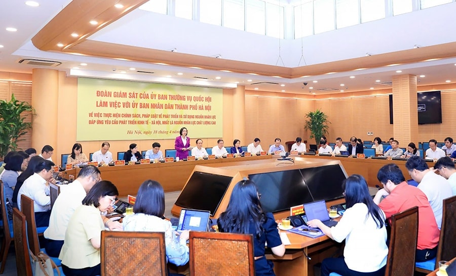 Tư duy đột phá về phát triển nguồn nhân lực chất lượng cao trong dự thảo các văn kiện trình Đại hội XIV của Đảng