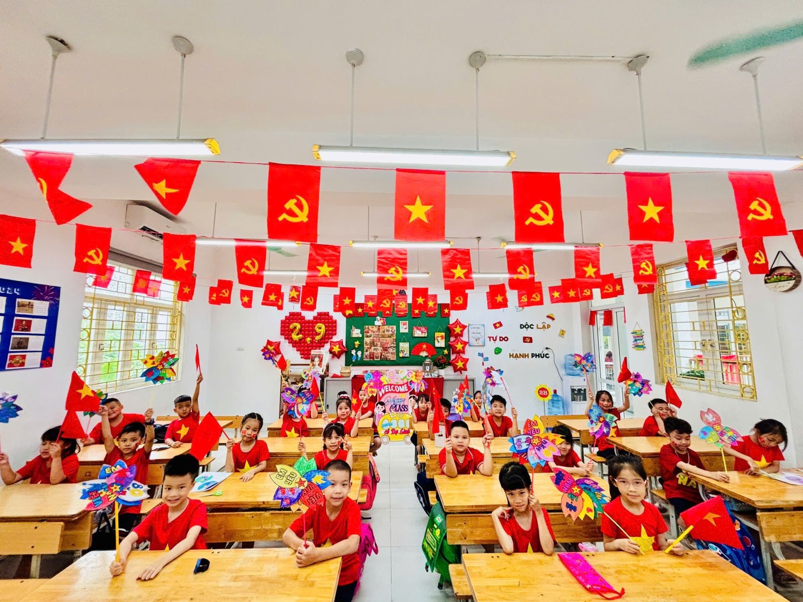 Tư tưởng Hồ Chí Minh về giáo dục và vận dụng sáng tạo trong đột phá phát triển giáo dục và đào tạo hiện nay