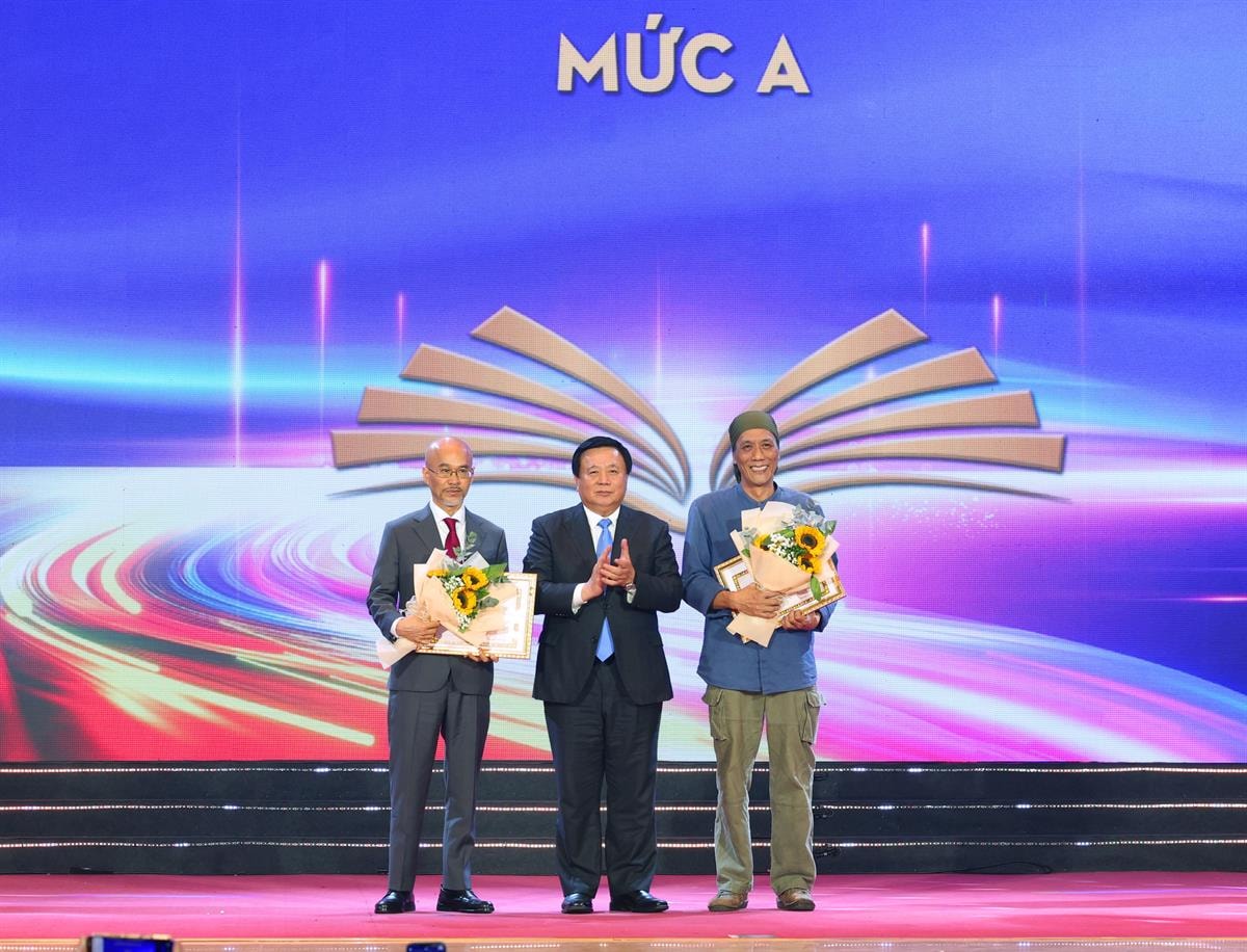 Lễ trao tặng thưởng lần thứ XI các tác phẩm lý luận, phê bình văn học, nghệ thuật chất lượng cao xuất bản năm 2024