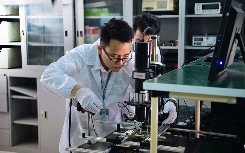 Improving the quality of education and training of human resources for science and technology development, renovation and national digital transformation