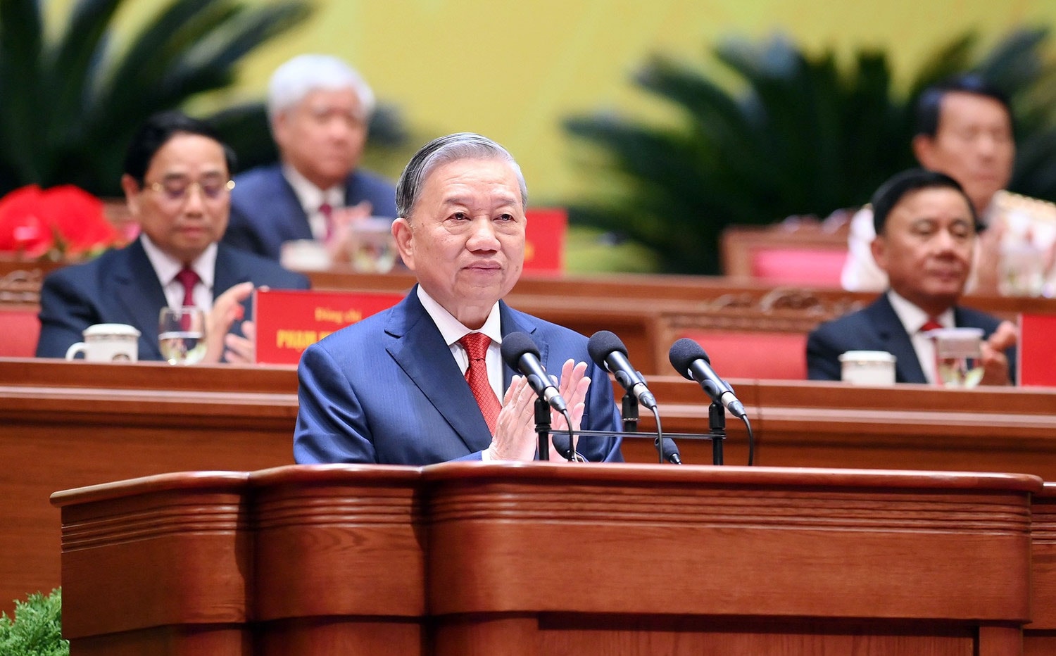 Bài viết của Tổng Bí thư Tô Lâm: TIẾN LÊN! TOÀN THẮNG ẮT VỀ TA!