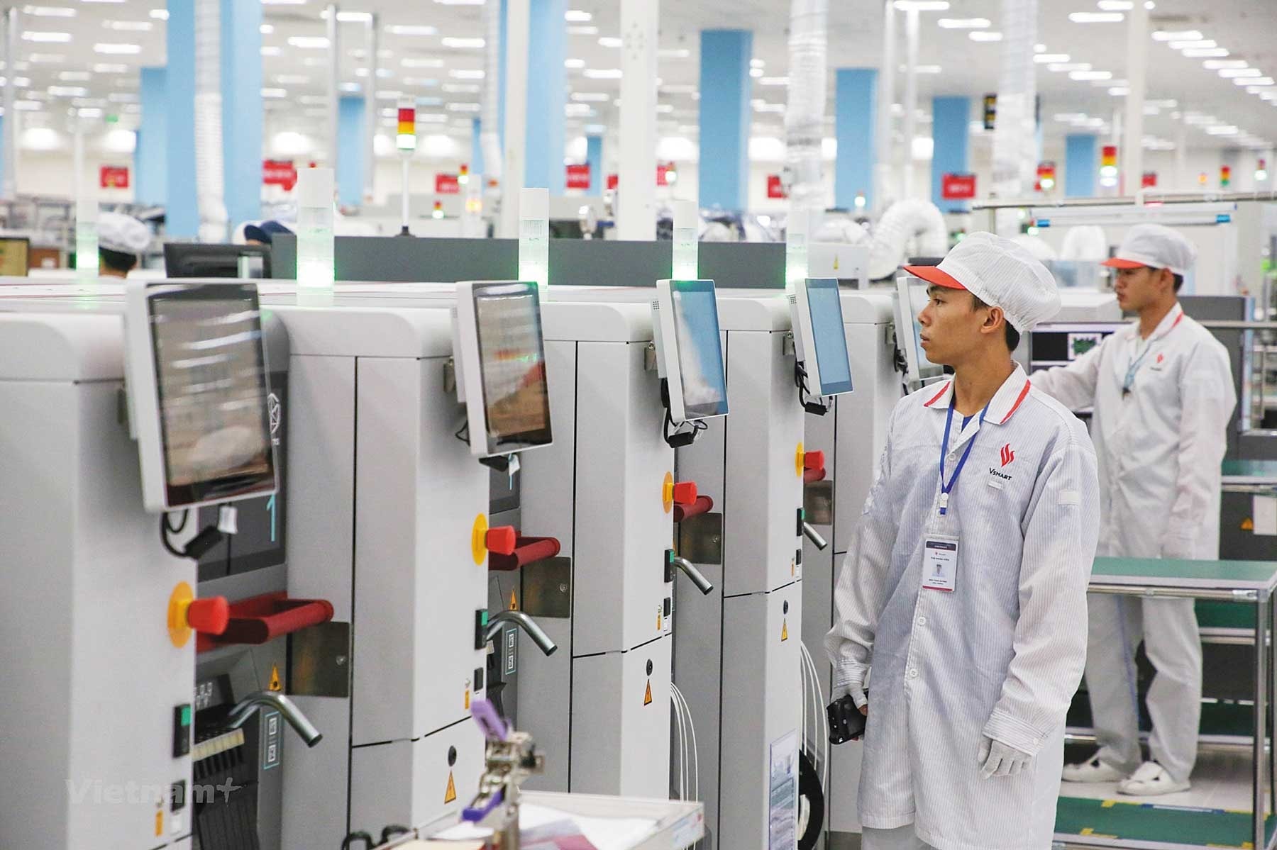 Thực hiện “không để ai bị bỏ lại phía sau” trong nền kinh tế thị trường định hướng xã hội chủ nghĩa ở Việt Nam