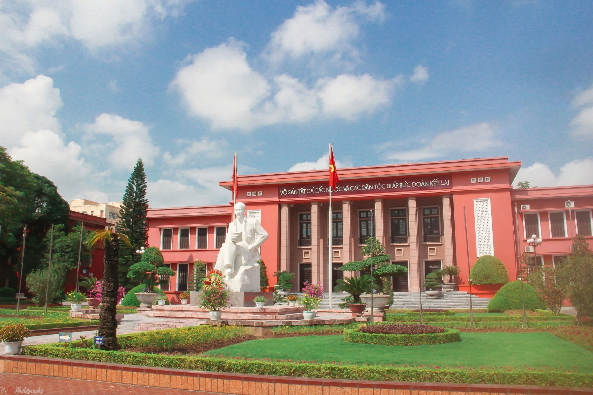 Ho Chi Minh National Academy of Politics: 75 years of solid progress and development