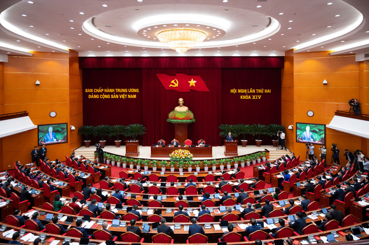 Thực hiện tốt quy định 19-QĐ/TW về công tác chính trị, tư tưởng trong Đảng là nhiệm vụ thường xuyên, bức thiết của các tổ chức đảng hiện nay