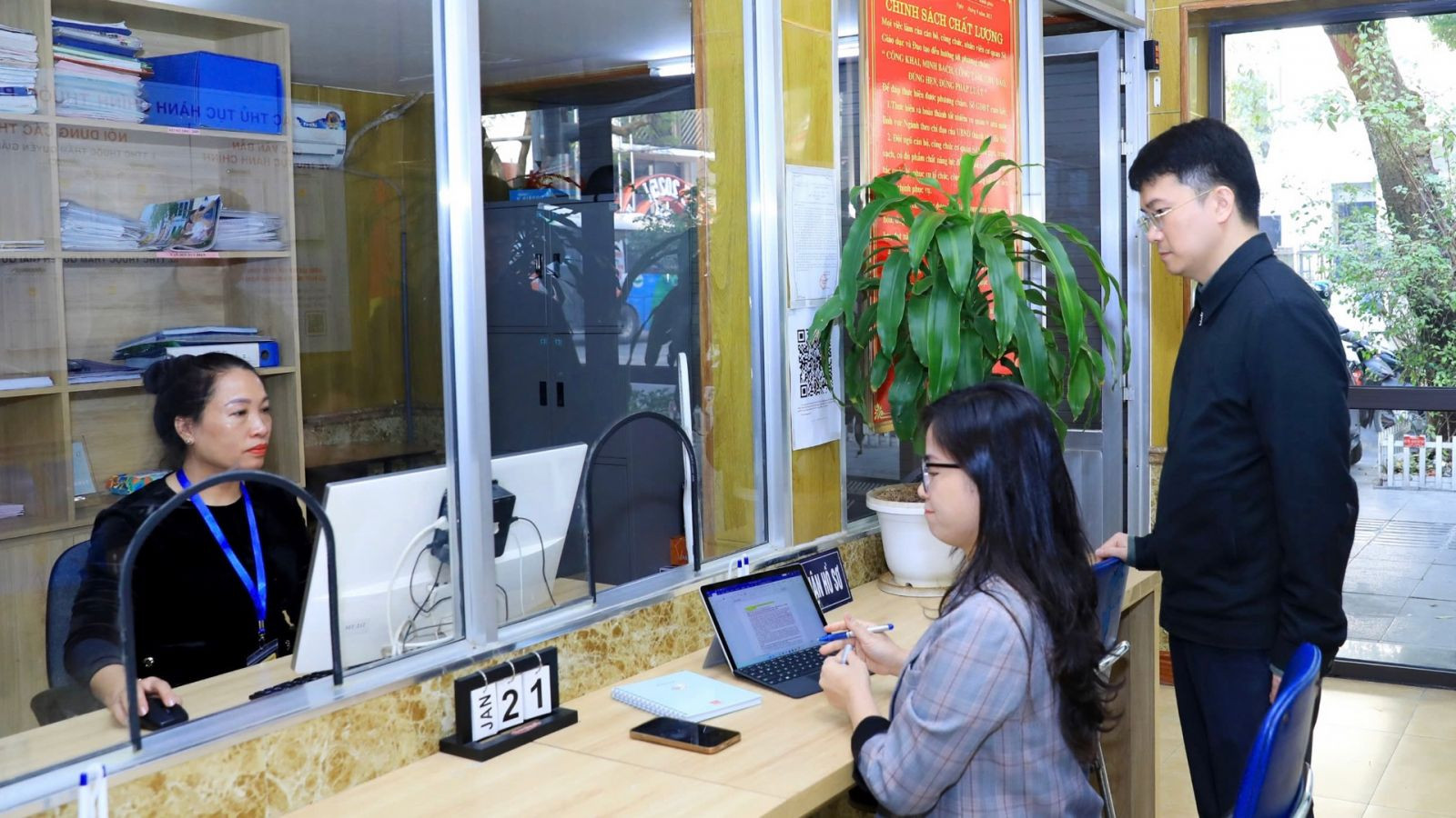 Thực trạng phân cấp, phân quyền gắn với chất lượng điều hành kinh tế cấp tỉnh tại Việt Nam