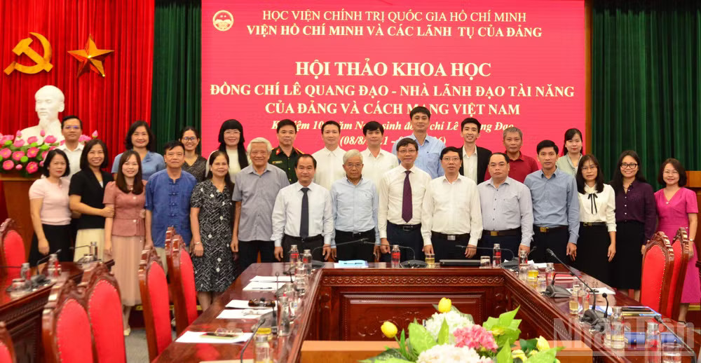 cdn.nhandan.vn-images-ba9949d6a53f568540b56af1a2e5e062aeb8dc5369923ed604bceca3c60ad4fe90a8857b175273f2b596d84a74c20d1ae178221af67187bd9dd2ad094f0aba33-_ndo_br_toan-canh-luu-niem.jpg.avif