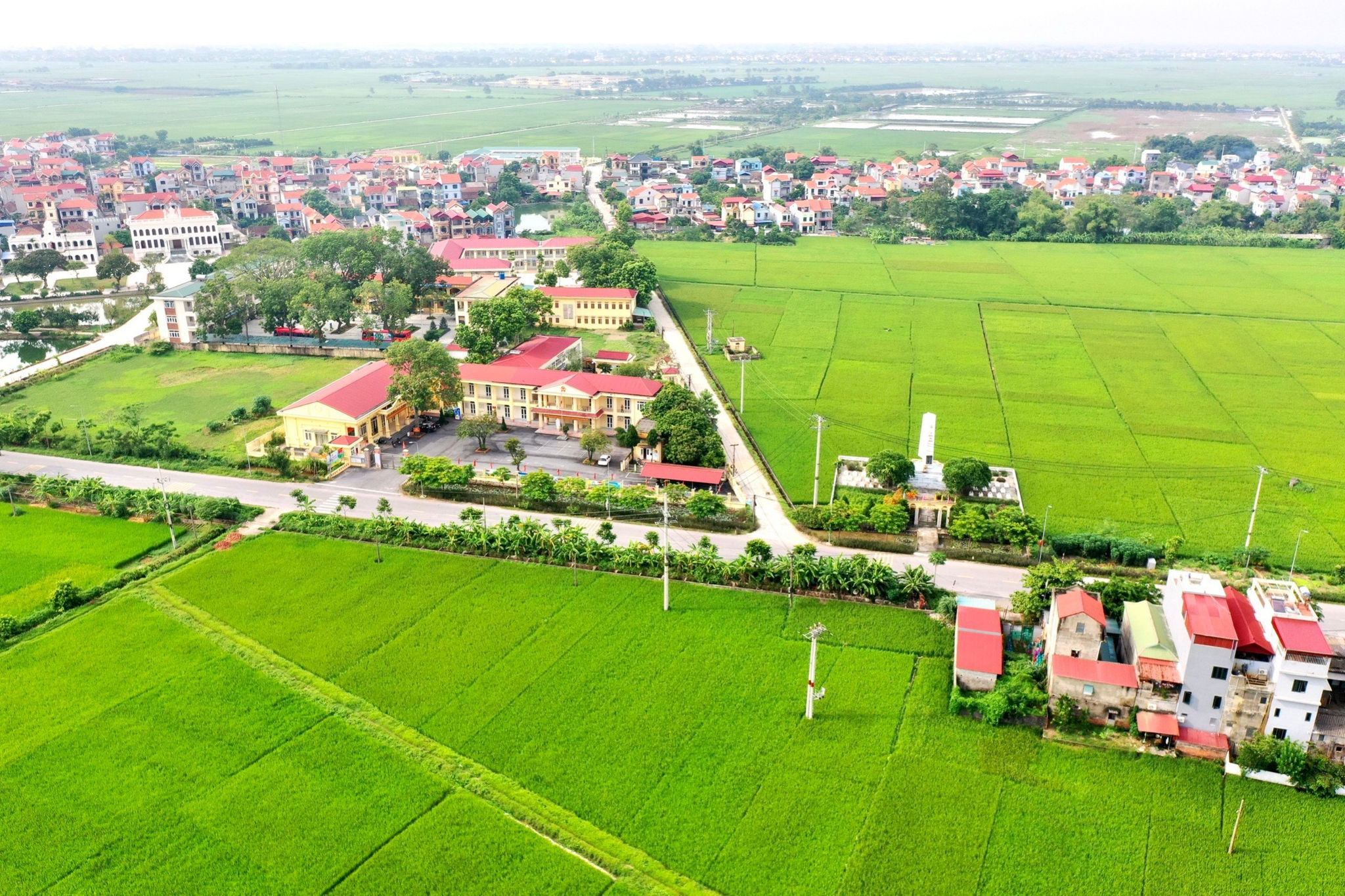Solutions to improve connectivity in buildding modern rural areas