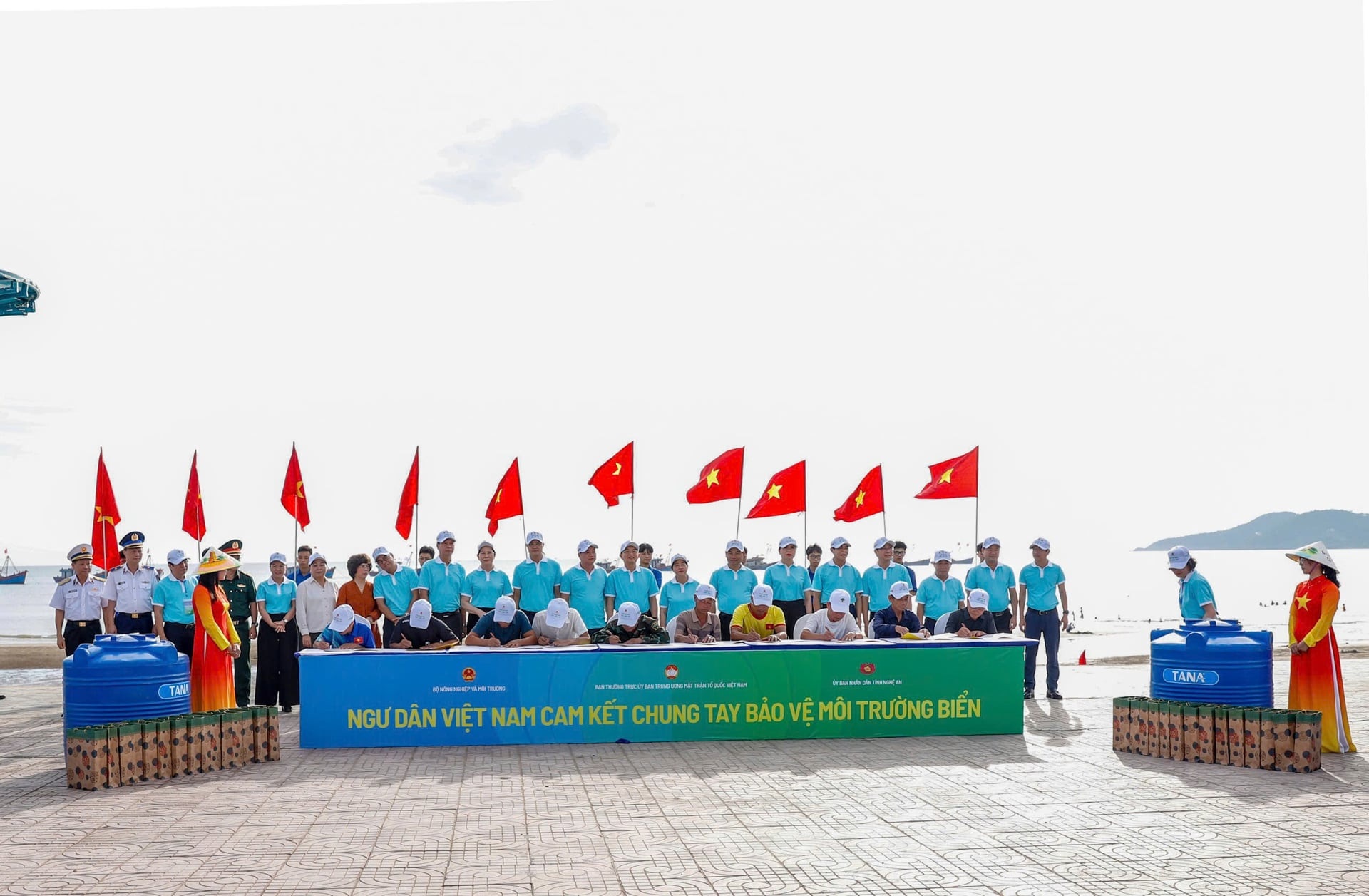 Nghệ An thực hiện chính sách bảo vệ môi trường trong quá trình công nghiệp hóa, hiện đại hóa
