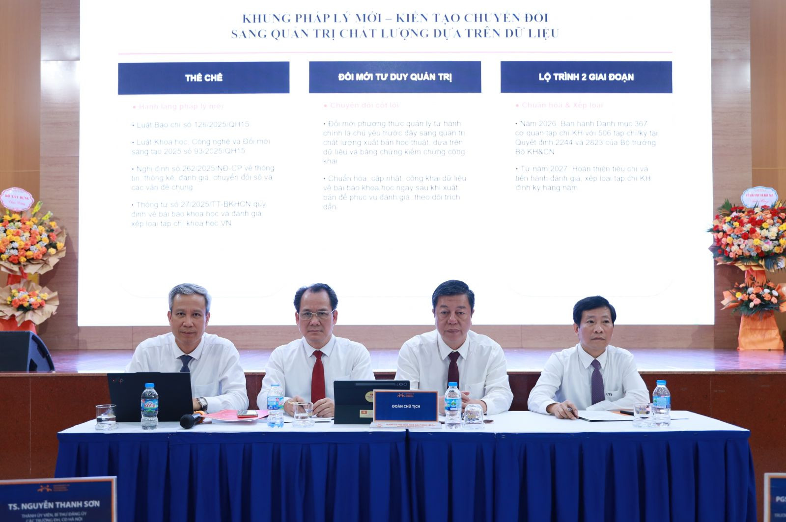 www.nxbctqg.org.vn-img_data-images-_a4_1.jpg