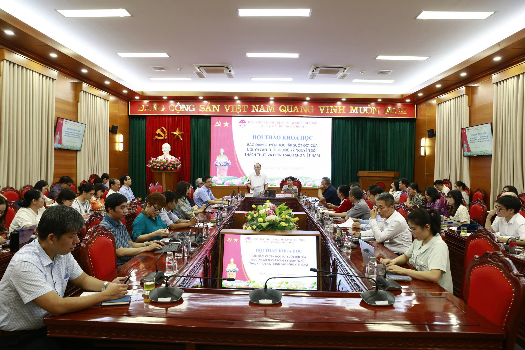 Hội thảo khoa học “Bảo đảm quyền học tập suốt đời của người cao tuổi trong kỷ nguyên số: Thách thức và chính sách cho Việt Nam”